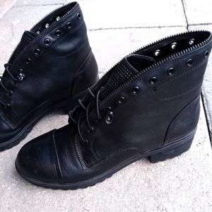 Gianni Bini black combat booties skull studded boots